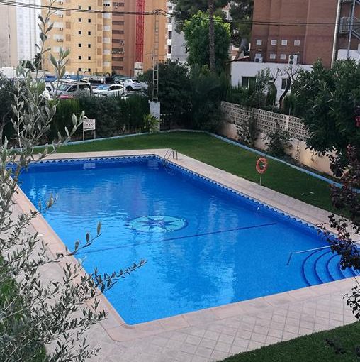 Venta 152000€  ZONA: CENTRO ALTO (BENIDORM) REF: (P192)